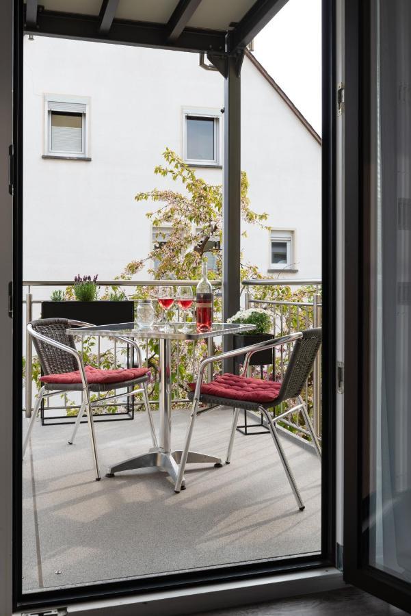 Moselweingut & Gaestehaus Hubertushof Trittenheim Exterior photo