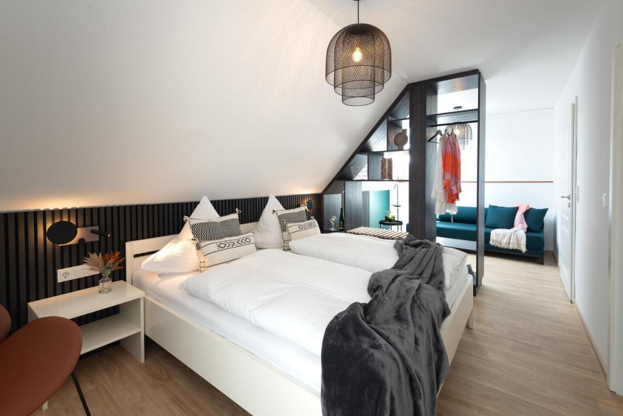 Moselweingut & Gaestehaus Hubertushof Trittenheim Room photo